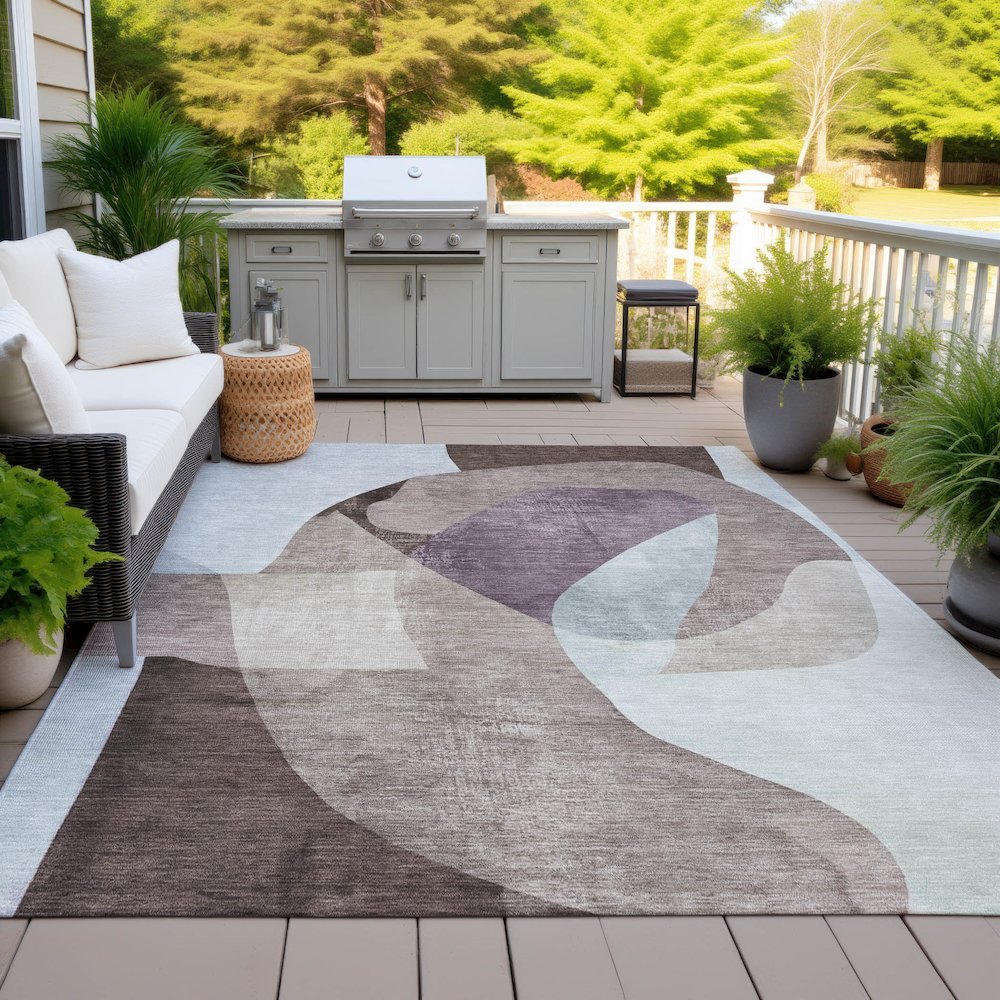 Machine Washable Indoor/Outdoor Chantille ACN2058 Brown 2'6" x 3'10" Rug. Picture 7