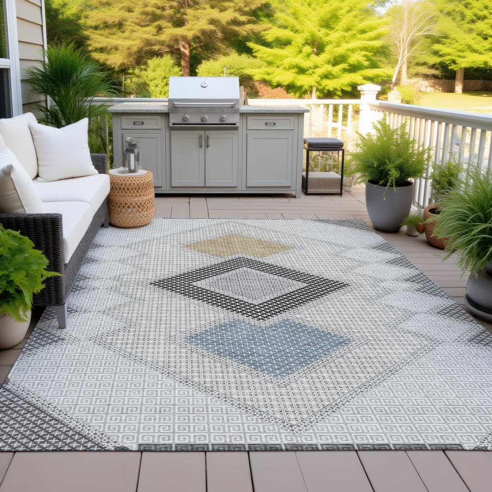 Machine Washable Indoor/Outdoor Chantille ACN2111 Gray 2'6" x 3'10" Rug. Picture 7