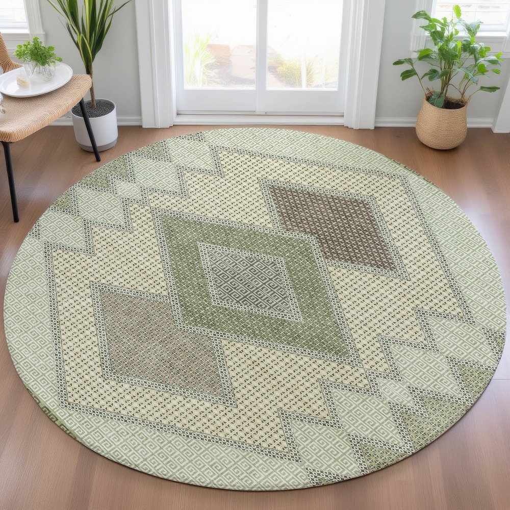 Machine Washable Indoor/Outdoor Chantille ACN2111 Green 8' x 8' Round Rug. Picture 5