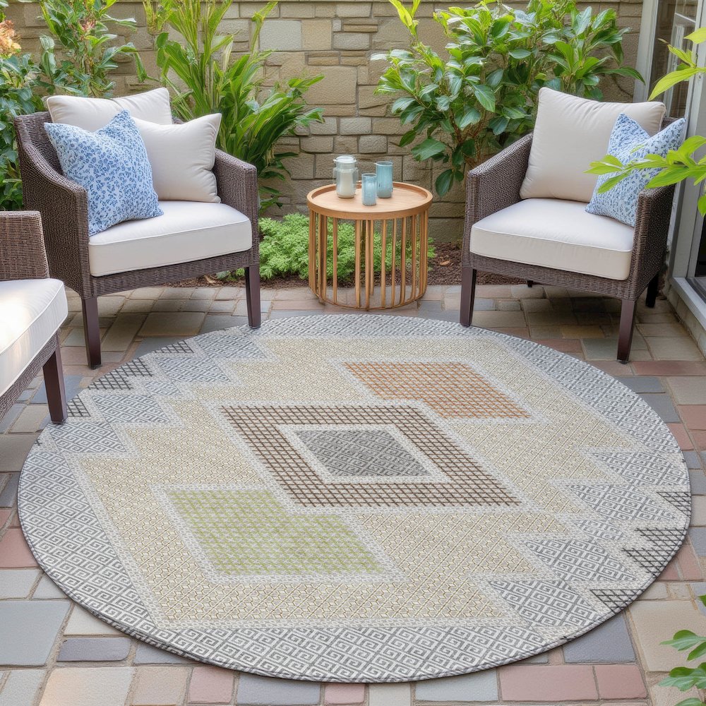 Machine Washable Indoor/Outdoor Chantille ACN2111 Pewter 8' x 8' Round Rug. Picture 6