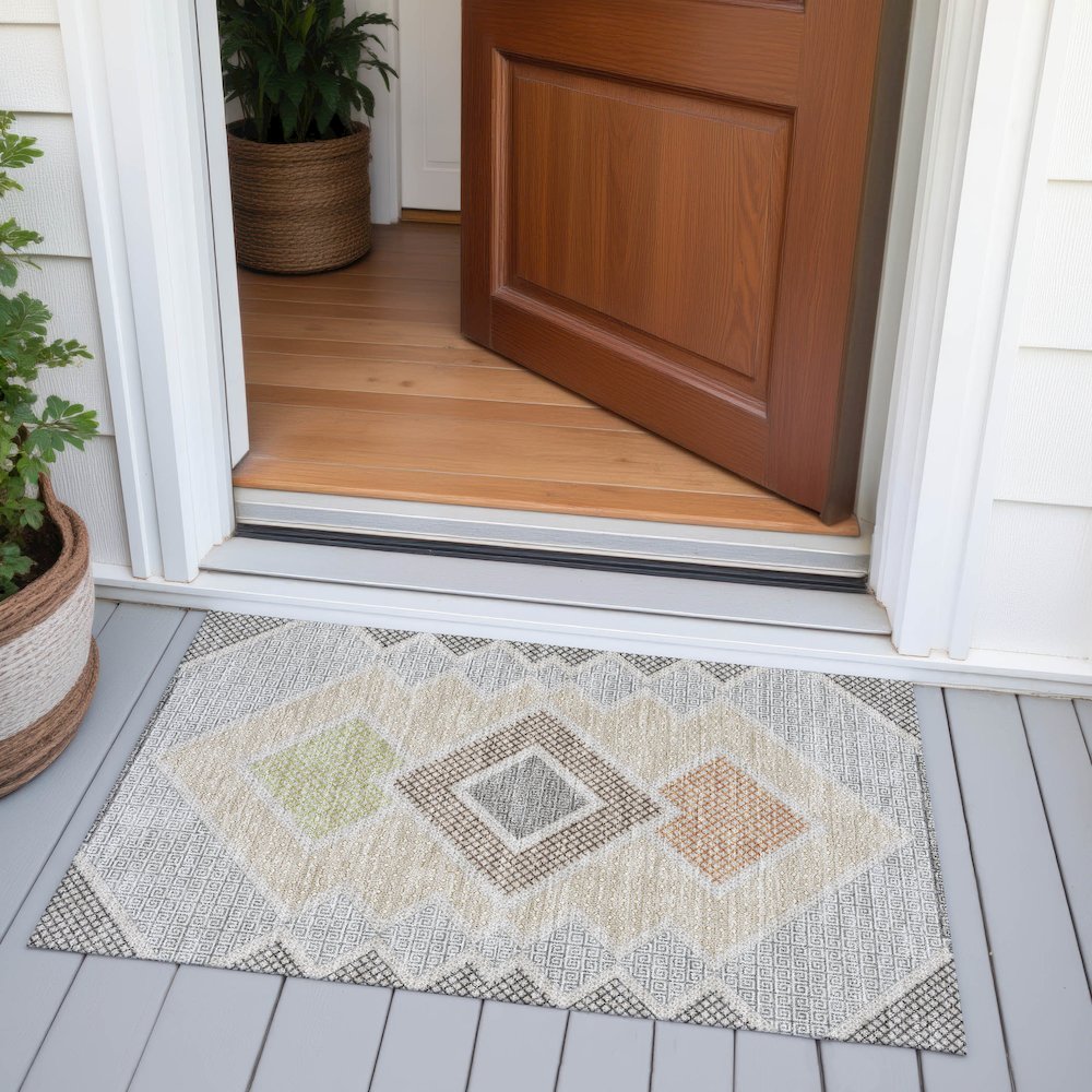 Machine Washable Indoor/Outdoor Chantille ACN2111 Pewter 1'8" x 2'6" Rug. Picture 6