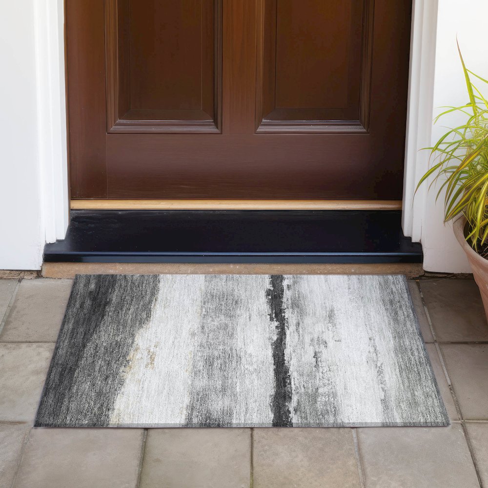 Machine Washable Indoor/Outdoor Chantille ACN2169 Pewter 1'8" x 2'6" Rug. Picture 6