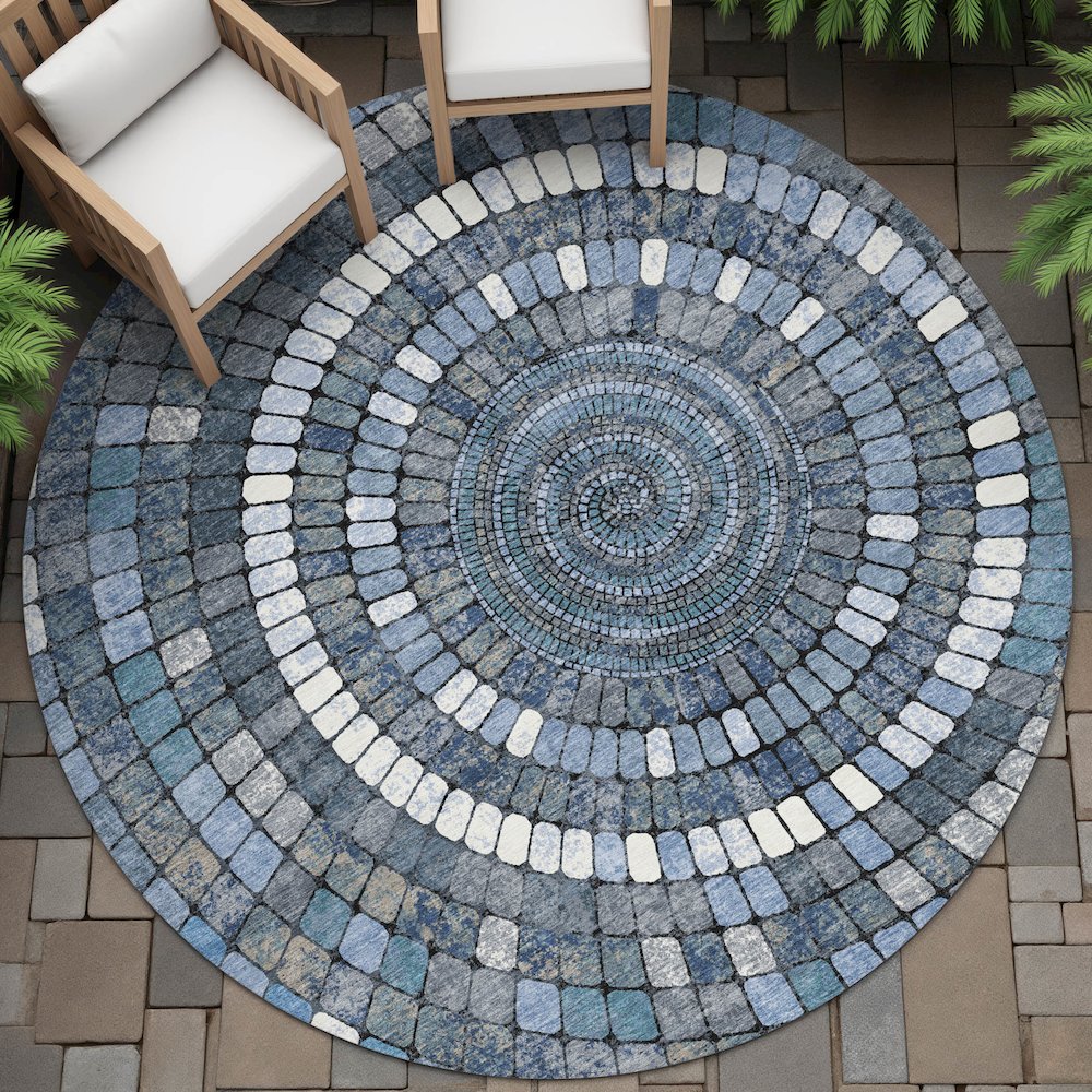 Machine Washable Indoor/Outdoor Chantille ACN2216 Navy 8' x 8' Round Rug. Picture 6
