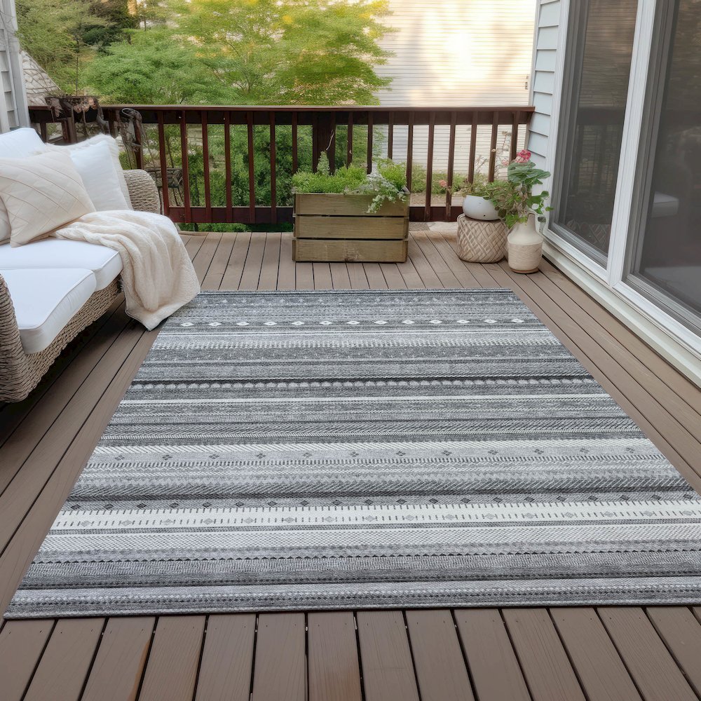 Machine Washable Indoor/Outdoor Chantille ACN2218 Gray 2'6" x 3'10" Rug. Picture 7