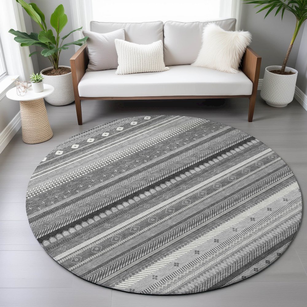 Machine Washable Indoor/Outdoor Chantille ACN2218 Gray 8' x 8' Round Rug. Picture 5