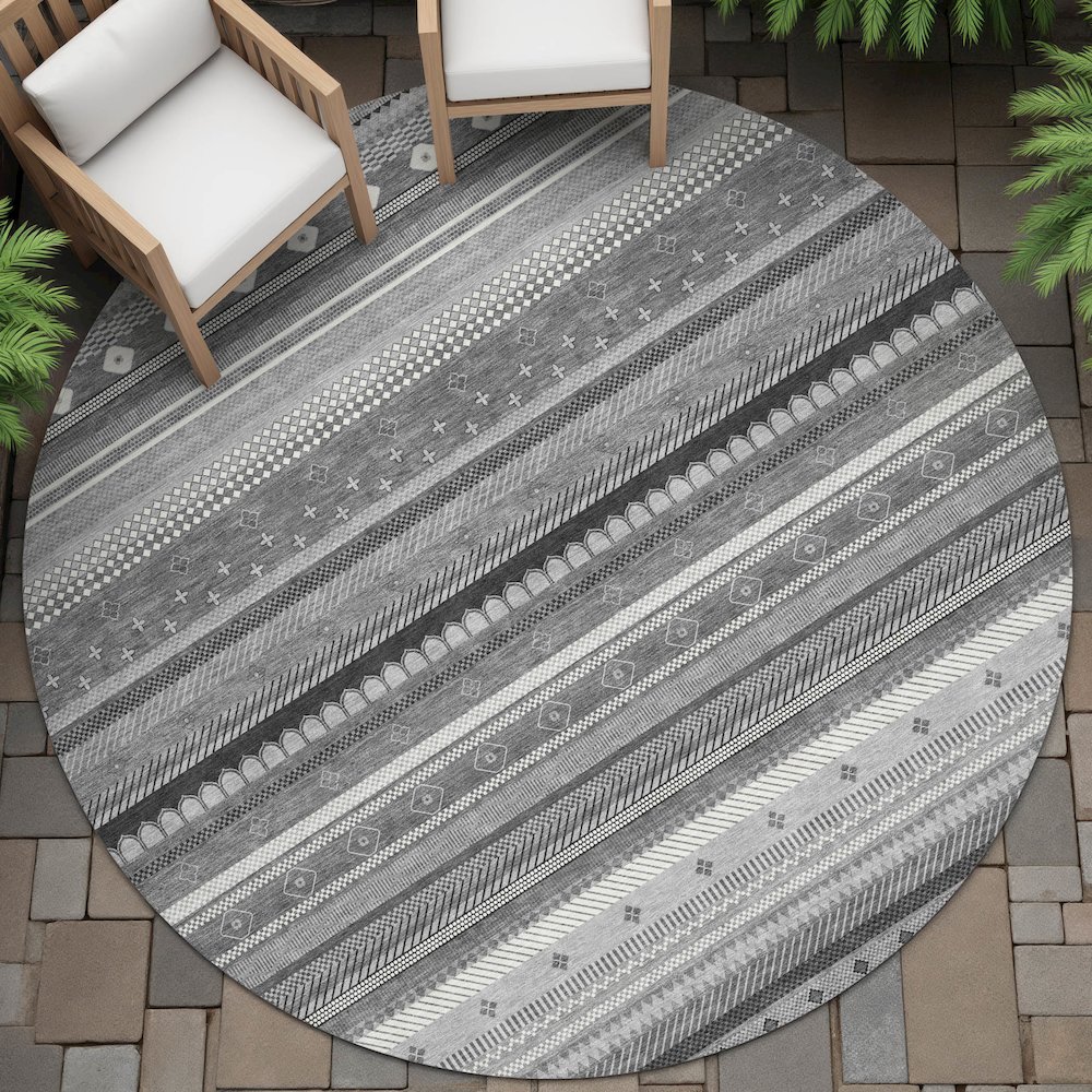 Machine Washable Indoor/Outdoor Chantille ACN2218 Gray 8' x 8' Round Rug. Picture 6