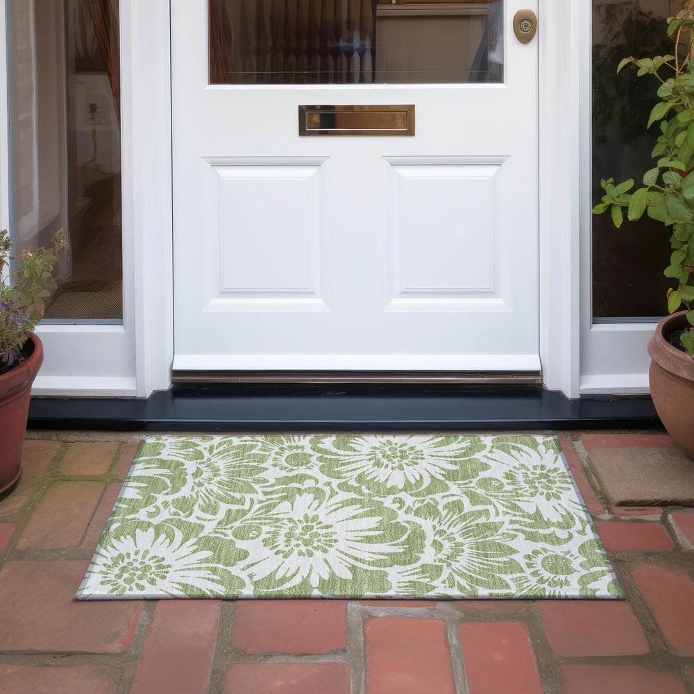 Chantille ACN551 Green 1'8" x 2'6" Rug. Picture 7