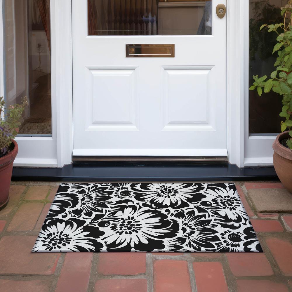 Chantille ACN551 Black 1'8" x 2'6" Rug. Picture 8