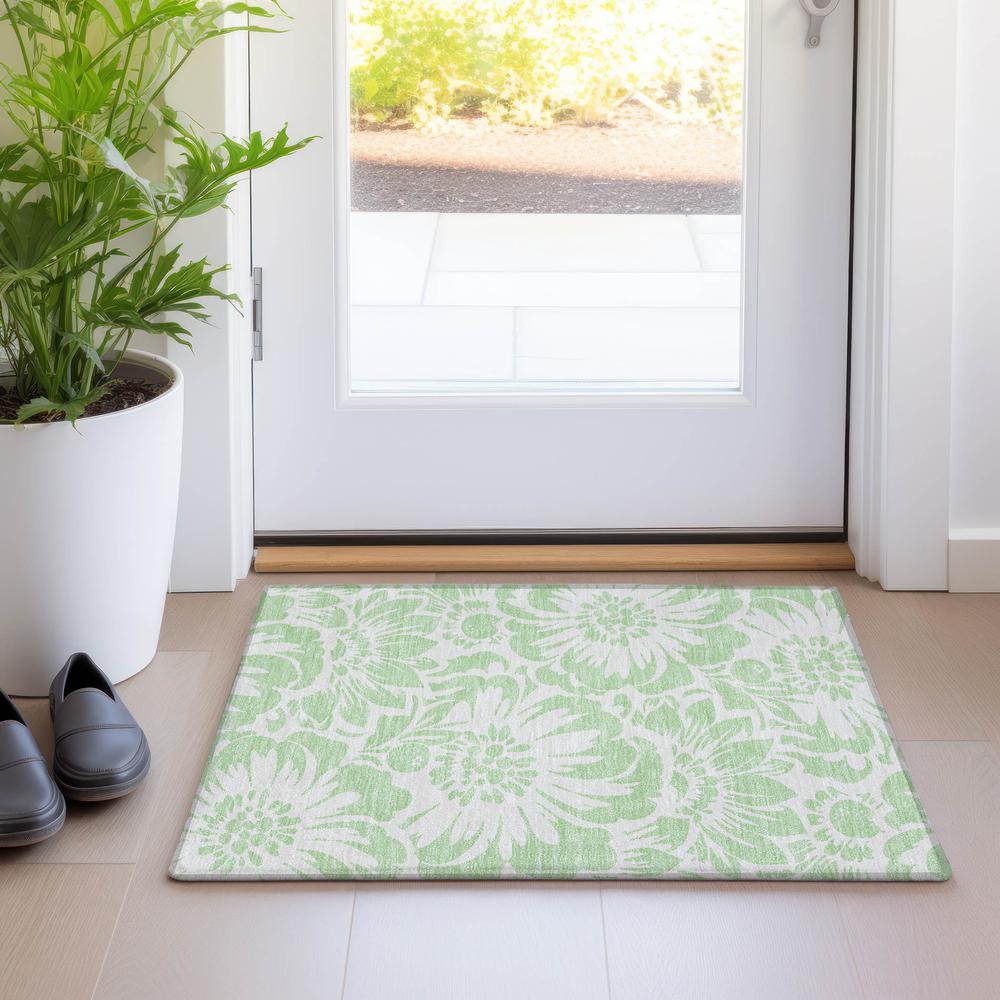 Chantille ACN551 Green 1'8" x 2'6" Rug. Picture 6