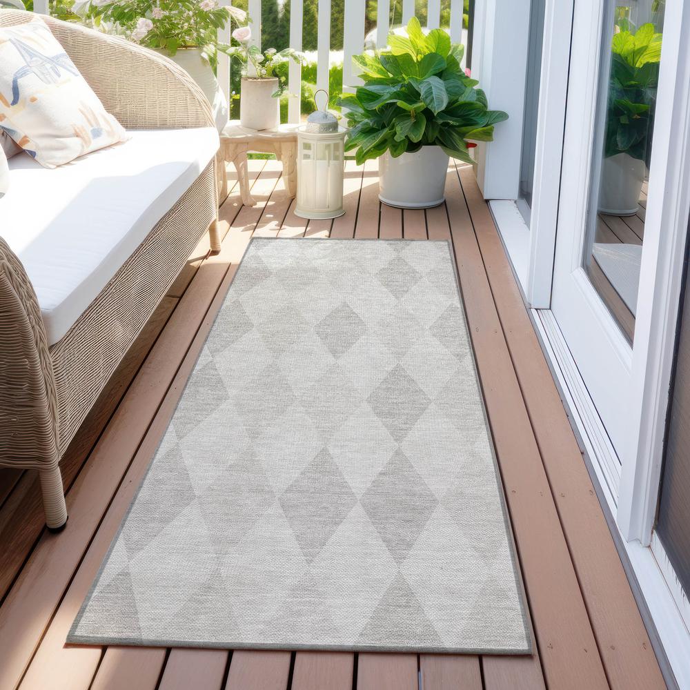 Chantille ACN561 Ivory 2'3" x 7'6" Rug. Picture 7