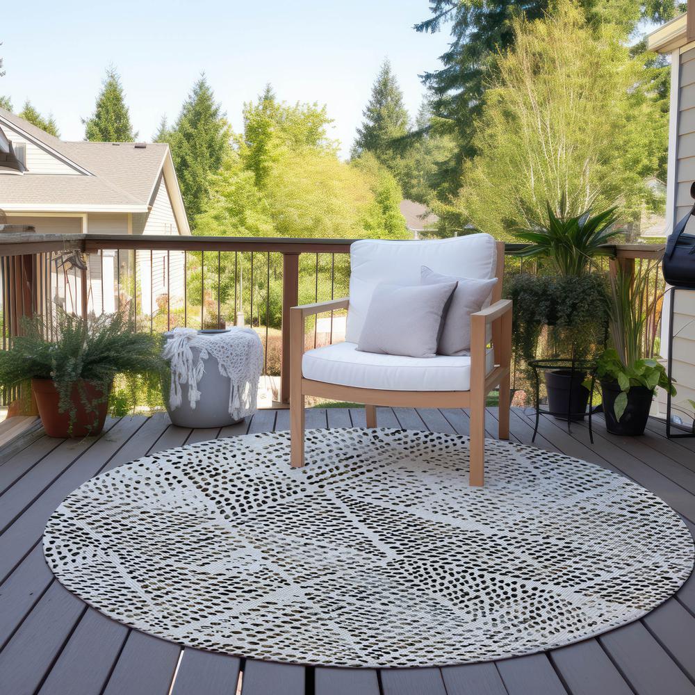 Chantille ACN591 Ivory 8' x 8' Rug. Picture 7