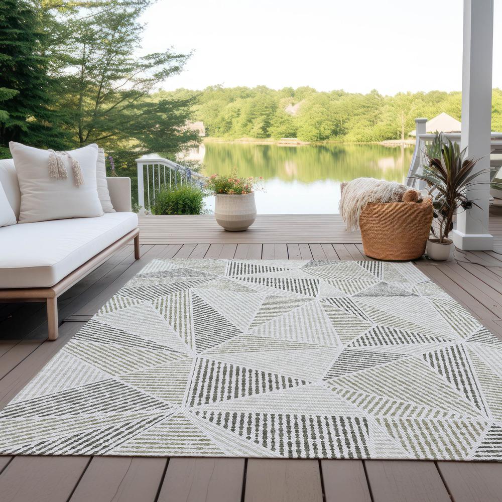Chantille ACN618 Brown 2'6" x 3'10" Rug. Picture 8