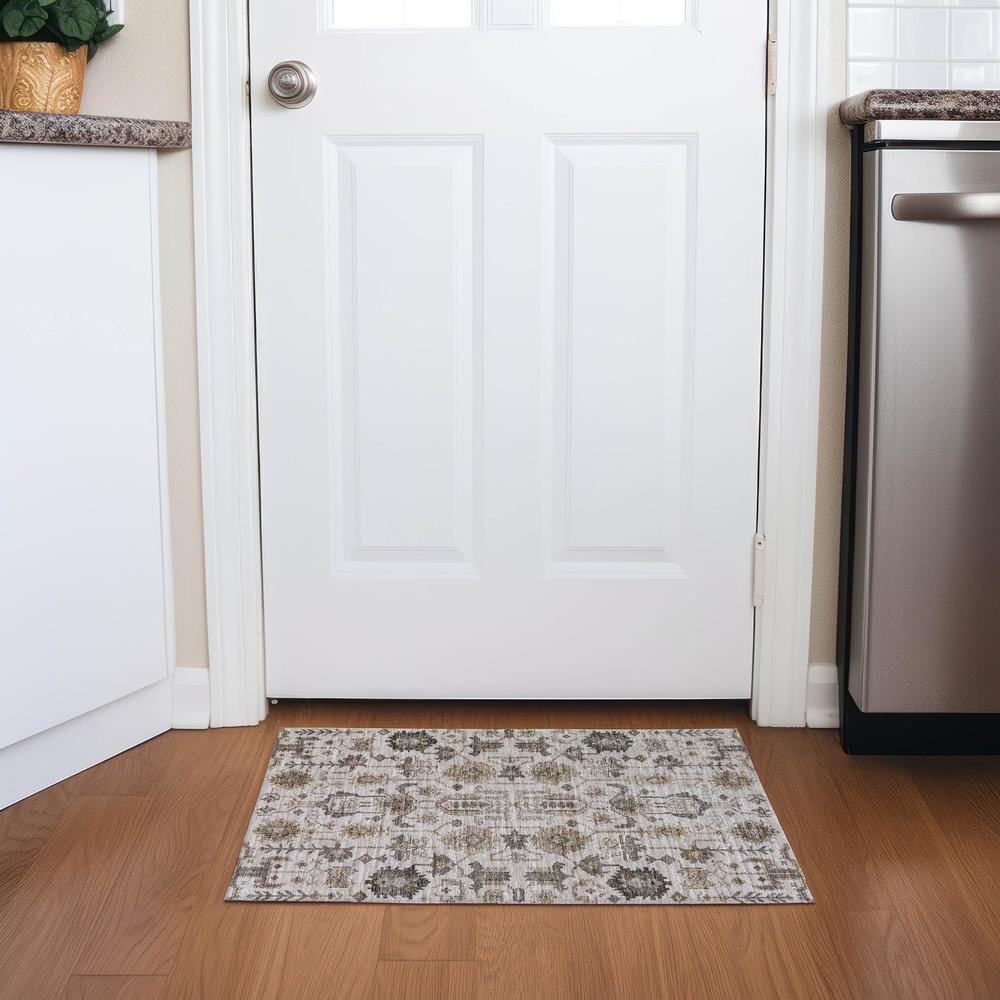 Chantille ACN697 Ivory 1'8" x 2'6" Rug. Picture 6