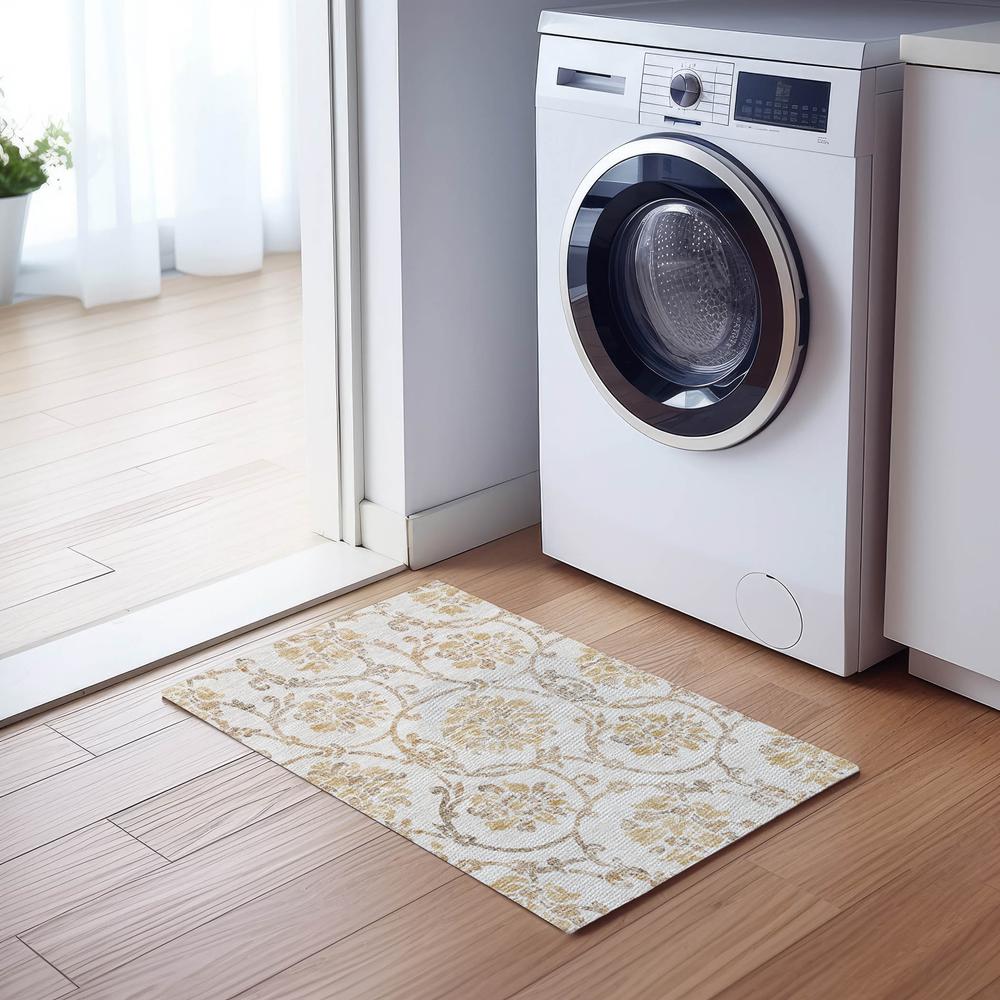 Chantille ACN762 Ivory 1'8" x 2'6" Rug. Picture 5