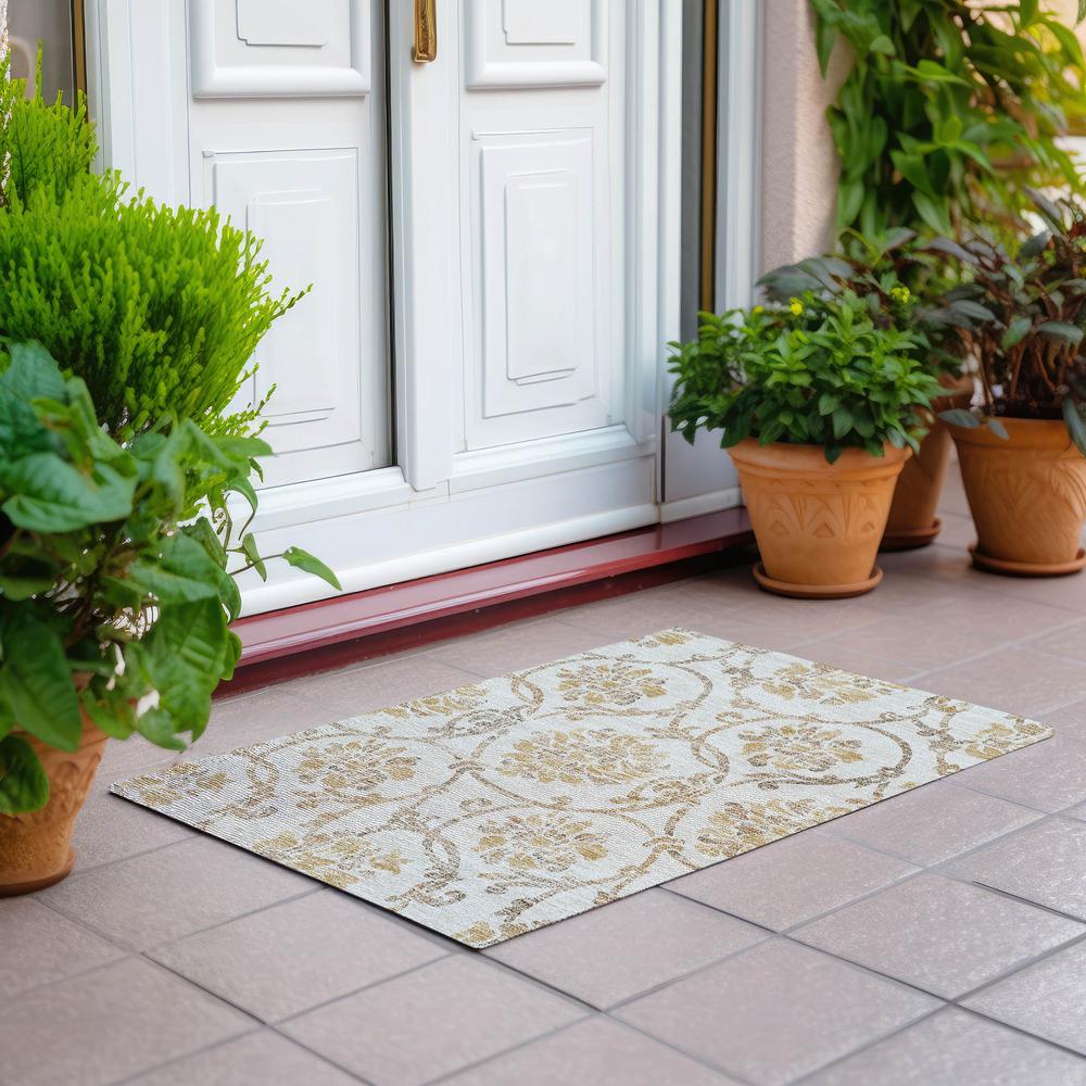 Chantille ACN762 Ivory 1'8" x 2'6" Rug. Picture 6