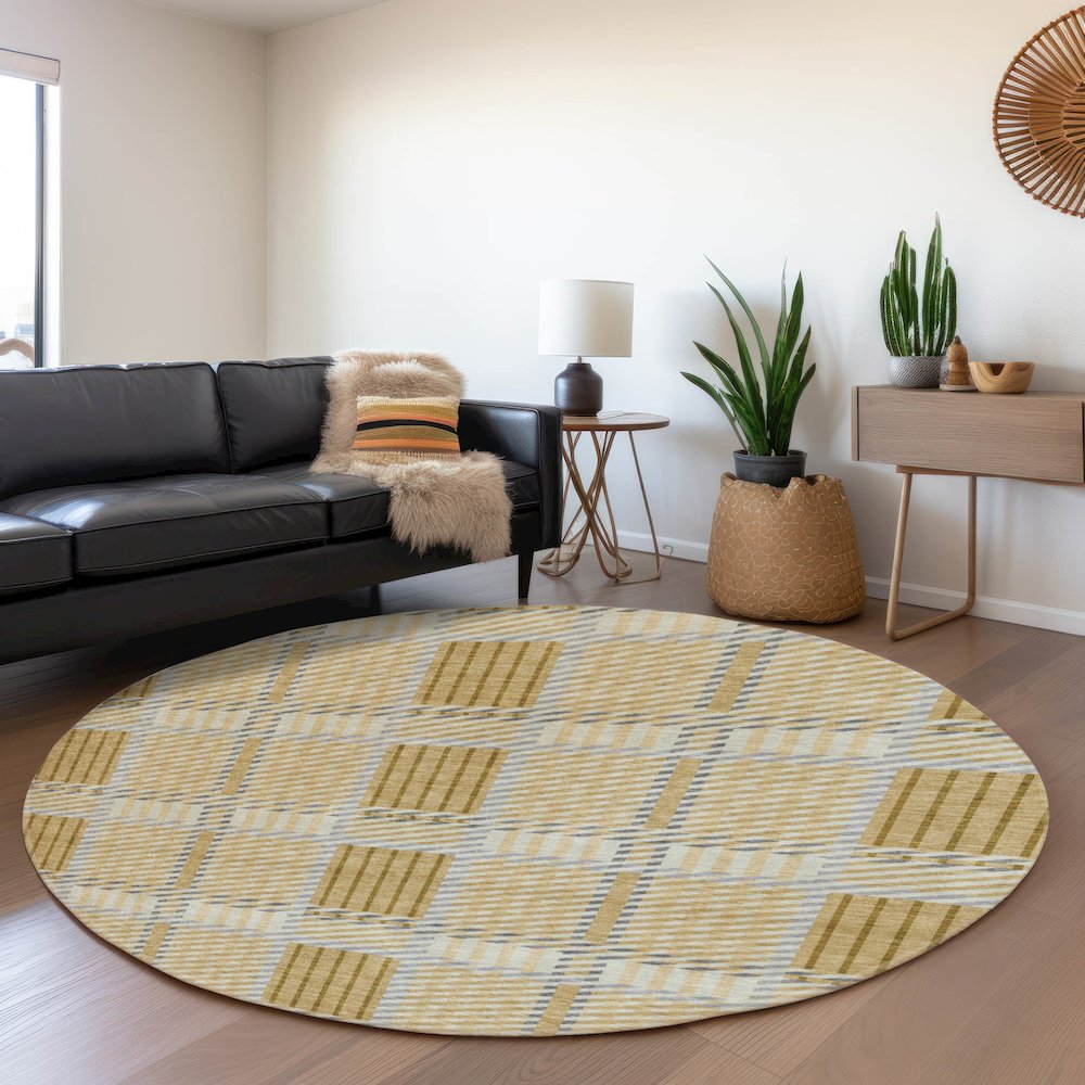 Premium Machine Washable Mayfield AMF1000 Gold 8' x 8' Round Rug. Picture 5