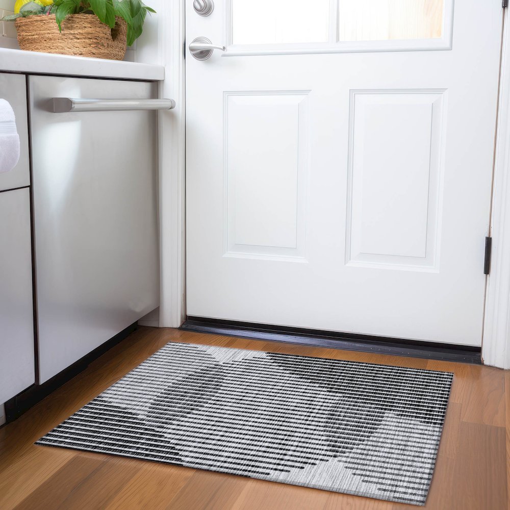 Premium Machine Washable Mayfield AMF1001 Gray 1'8" x 2'6" Rug. Picture 5
