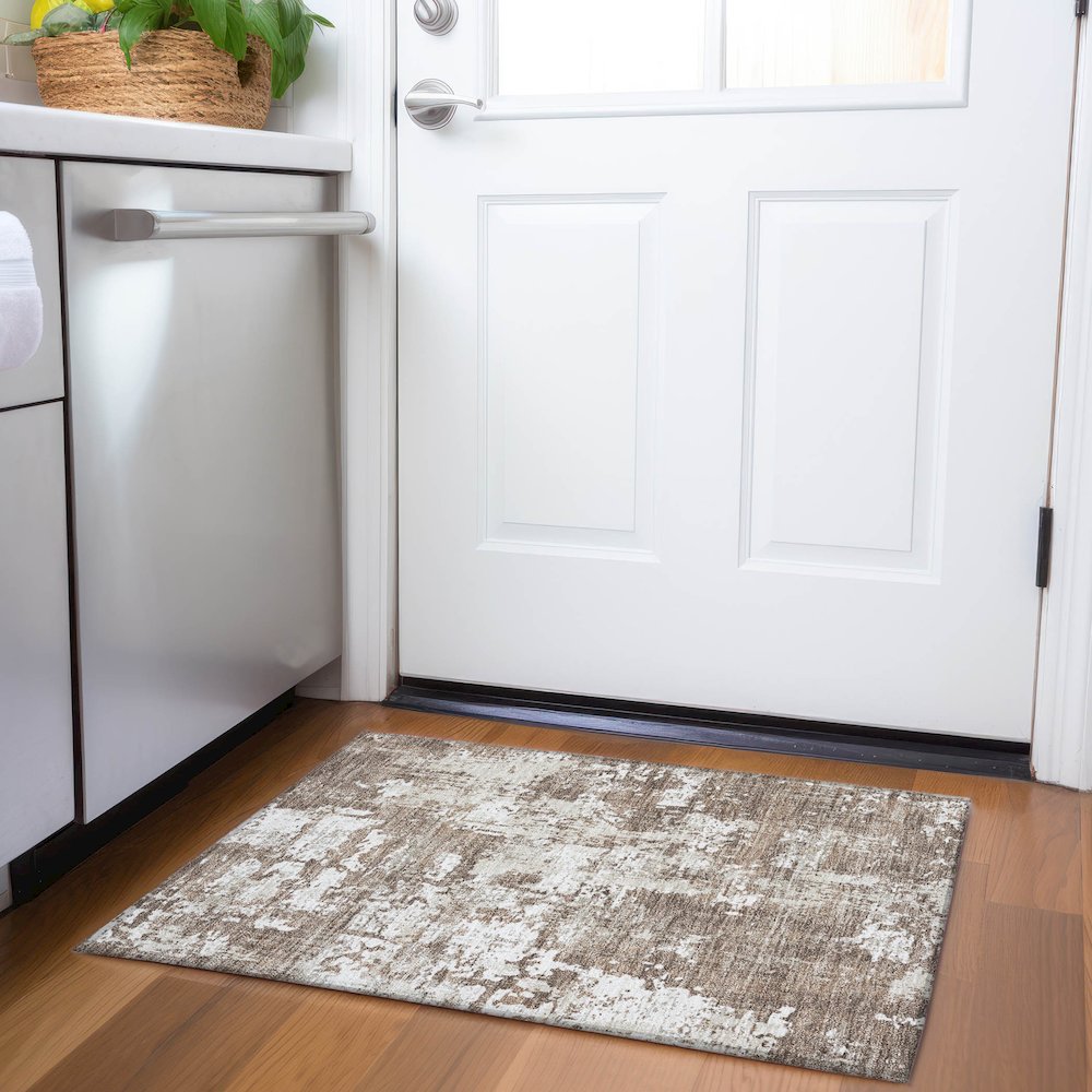 Premium Machine Washable Mayfield AMF1008 Brown 1'8" x 2'6" Rug. Picture 5