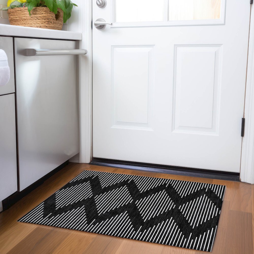 Premium Machine Washable Mayfield AMF1016 Black 1'8" x 2'6" Rug. Picture 5
