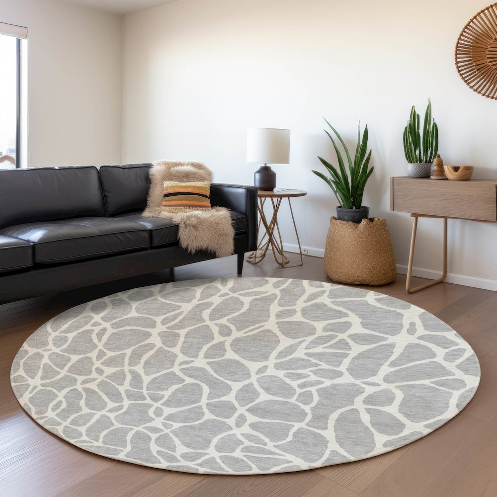 Premium Machine Washable Mayfield AMF1024 Silver 8' x 8' Round Rug. Picture 5