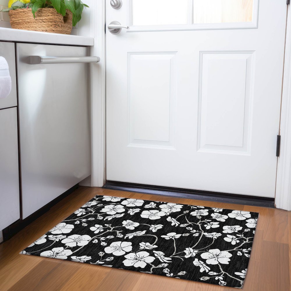 Premium Machine Washable Mayfield AMF1032 Black 1'8" x 2'6" Rug. Picture 5