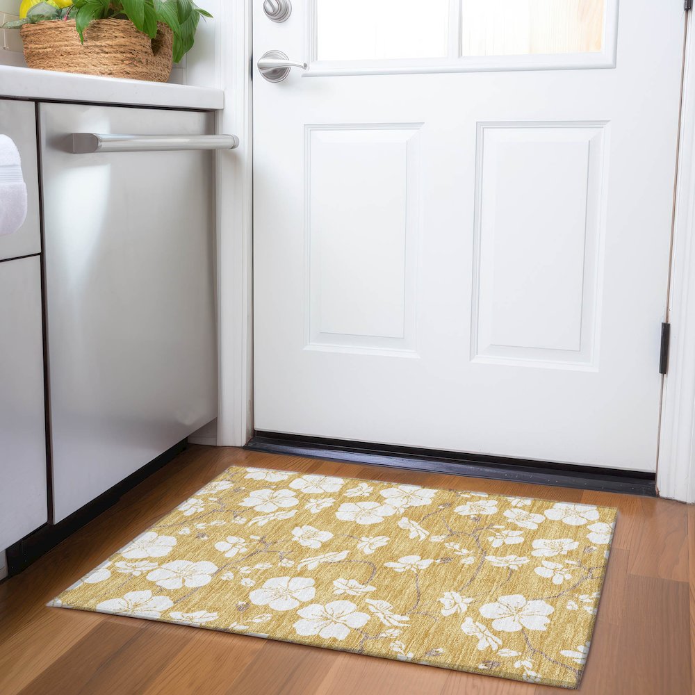 Premium Machine Washable Mayfield AMF1032 Gold 1'8" x 2'6" Rug. Picture 5
