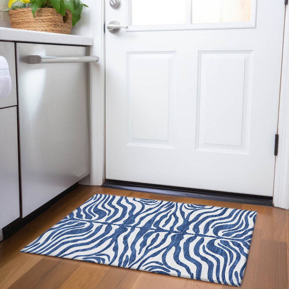 Premium Machine Washable Mayfield AMF1042 Navy 1'8" x 2'6" Rug. Picture 5