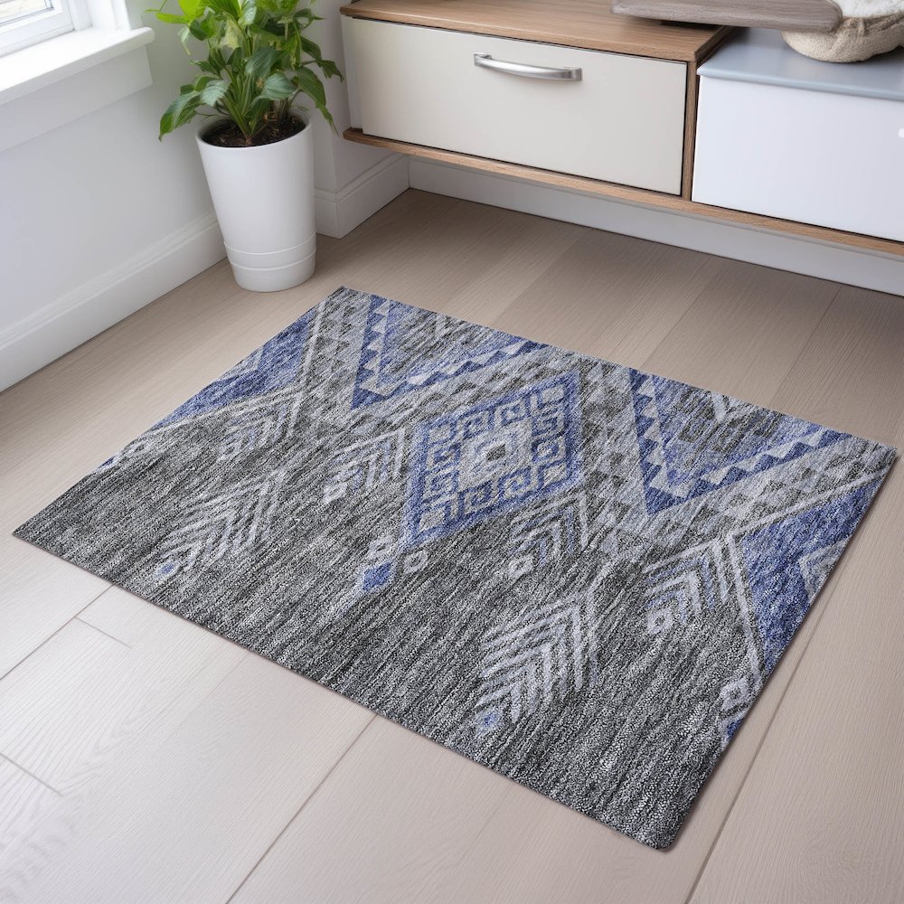 Premium Machine Washable Mayfield AMF1091 Pewter 1'8" x 2'6" Rug. Picture 5