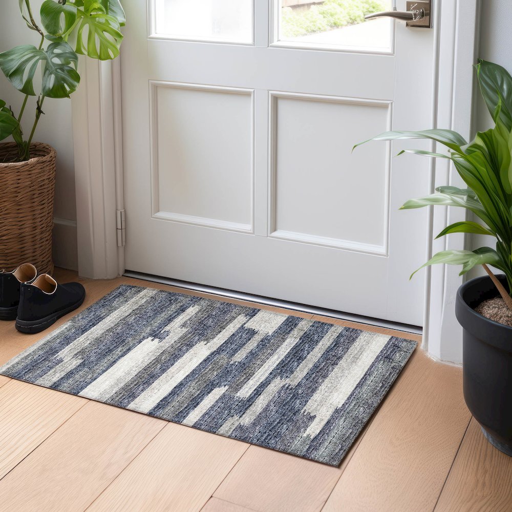 Premium Machine Washable Mayfield  Gray 1'8" x 2'6" Rug. Picture 5