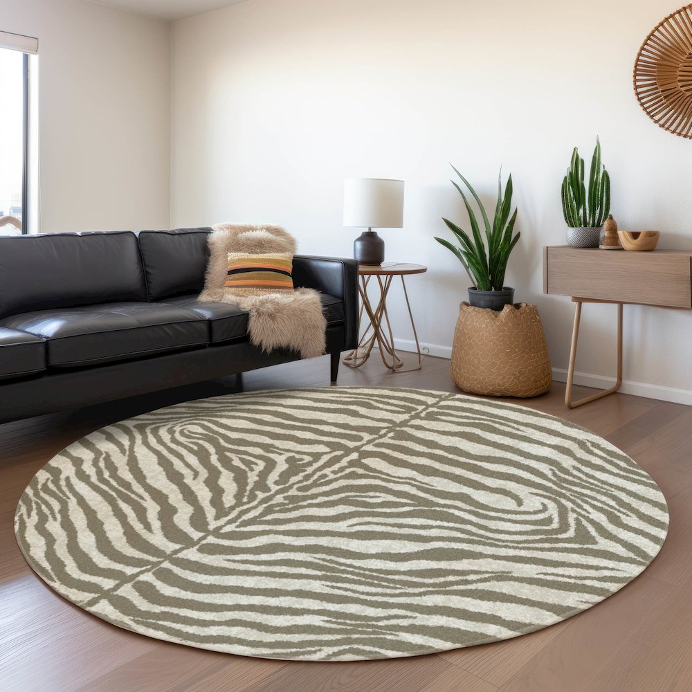 Premium Machine Washable Mayfield  Taupe 8' x 8' Round Rug. Picture 5