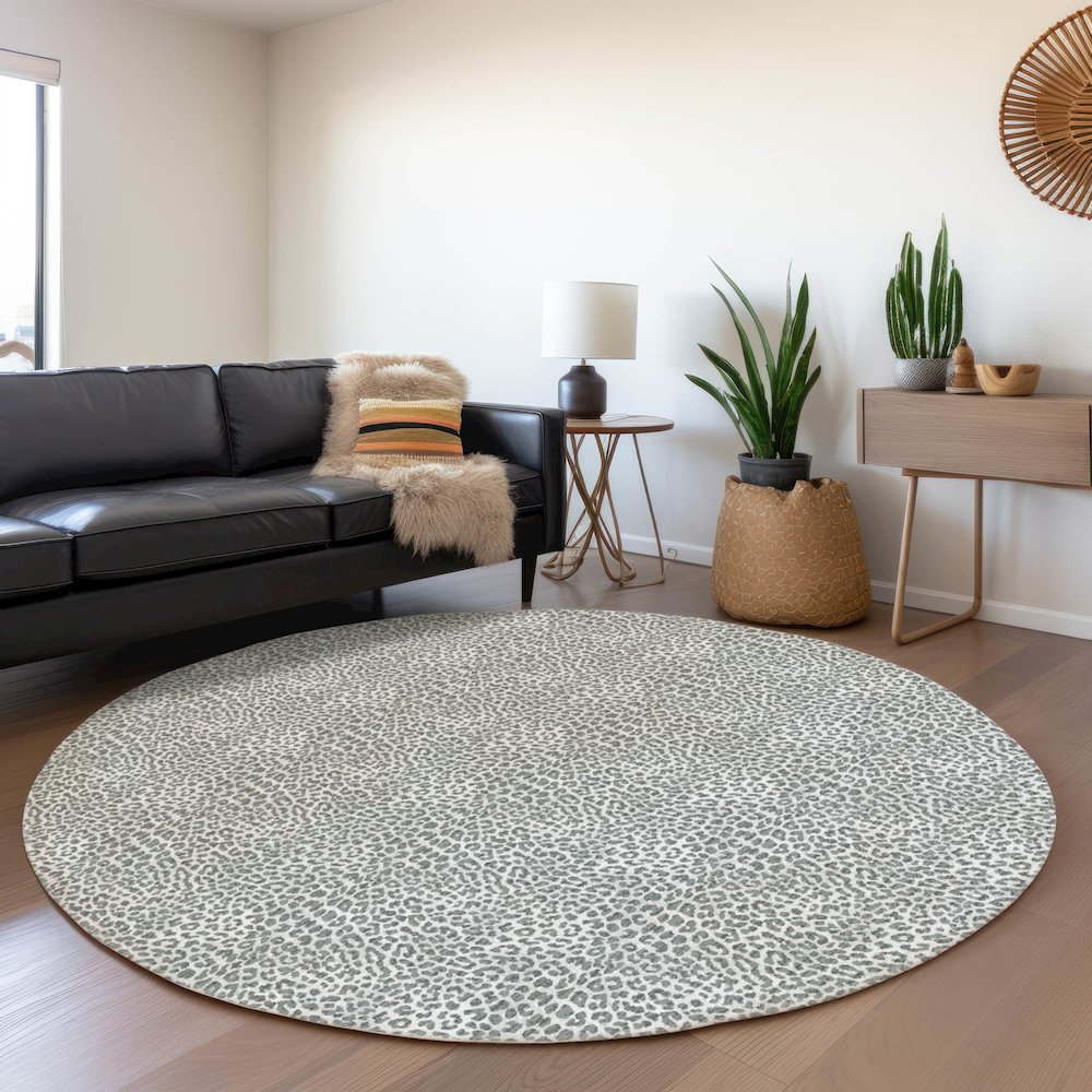 Premium Machine Washable Mayfield  Gray 8' x 8' Round Rug. Picture 5