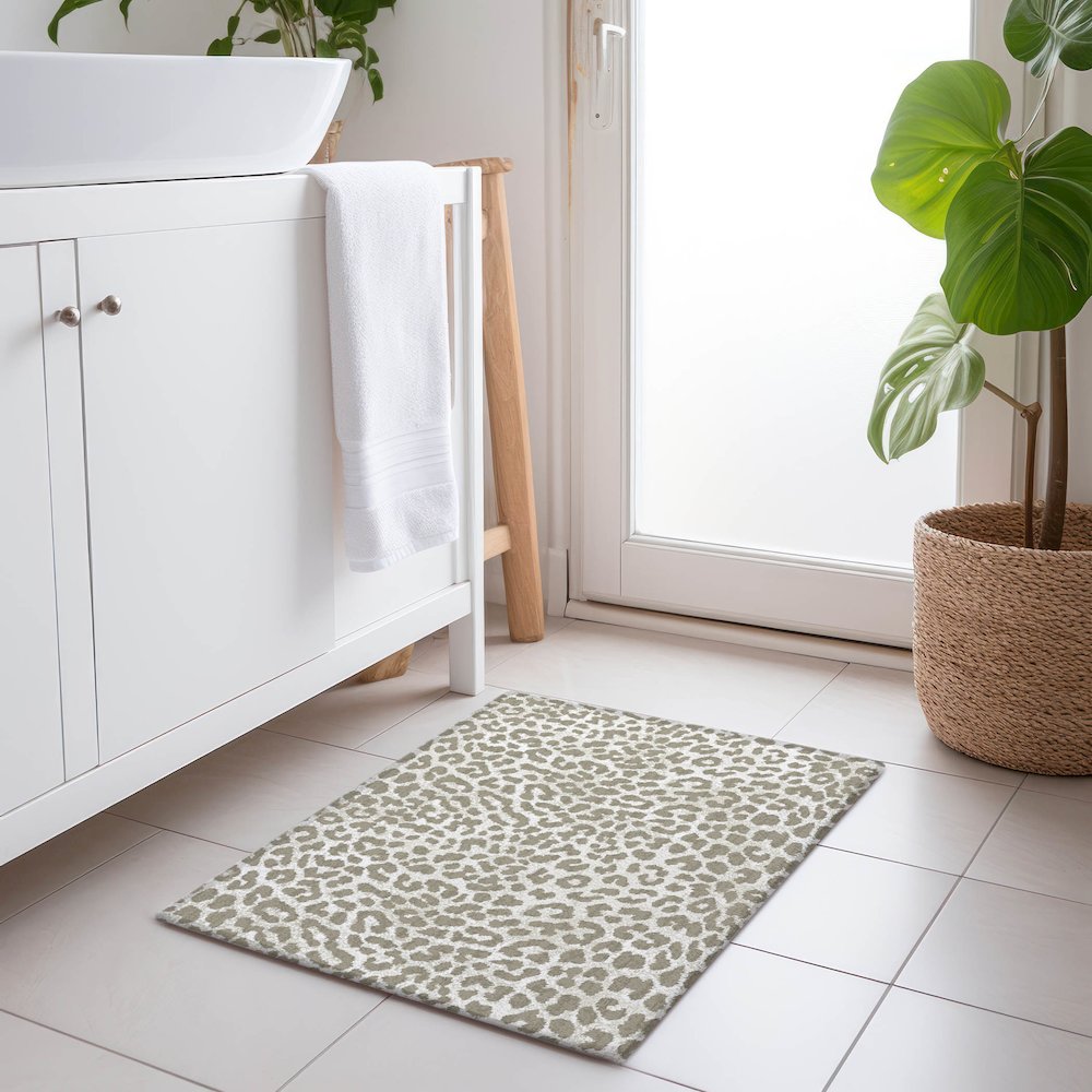 Premium Machine Washable Mayfield  Taupe 1'8" x 2'6" Rug. Picture 5