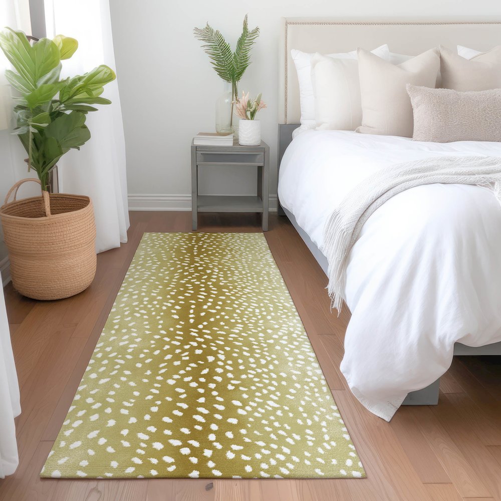 Premium Machine Washable Mayfield  Gilded 2'3" x 7'6" Runner Rug. Picture 5