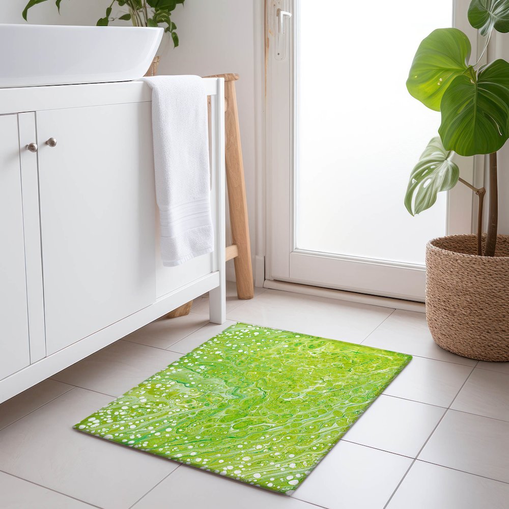 Premium Machine Washable Mayfield  Clover 1'8" x 2'6" Rug. Picture 5