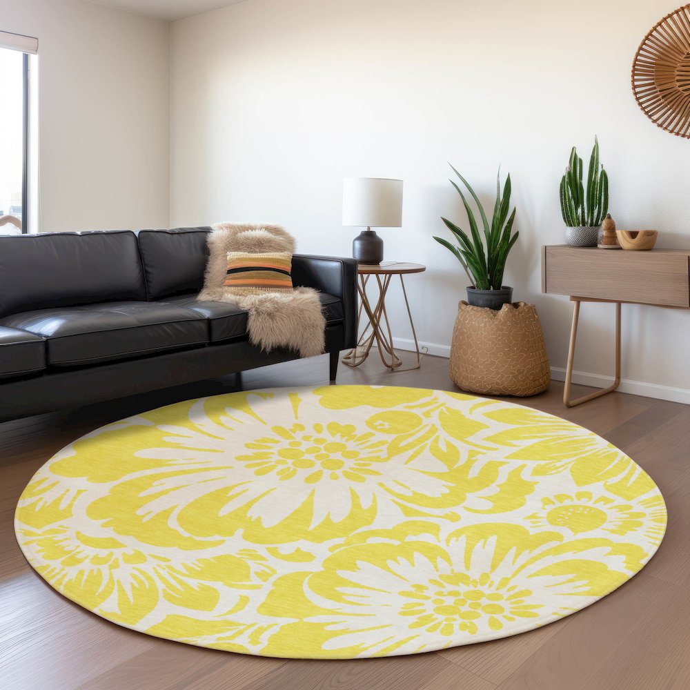 Premium Machine Washable Mayfield  Yellow 8' x 8' Round Rug. Picture 5