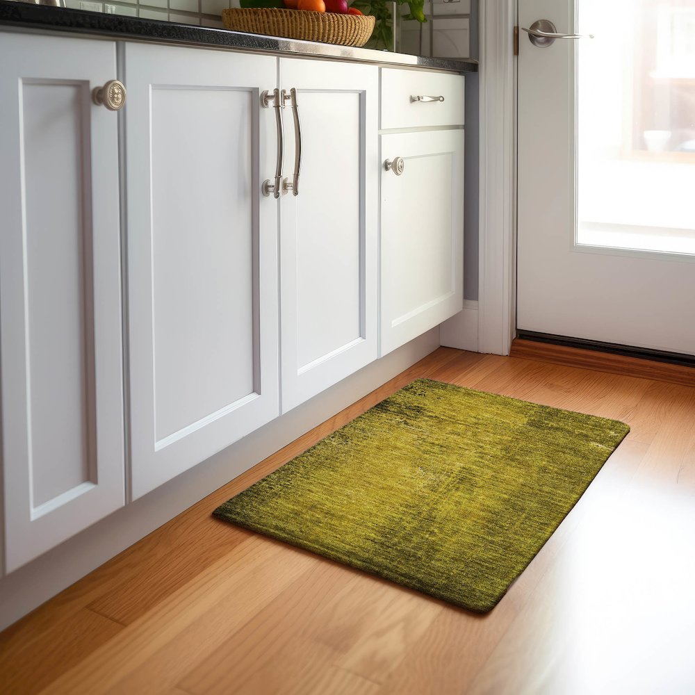 Premium Machine Washable Mayfield  Gold 1'8" x 2'6" Rug. Picture 5