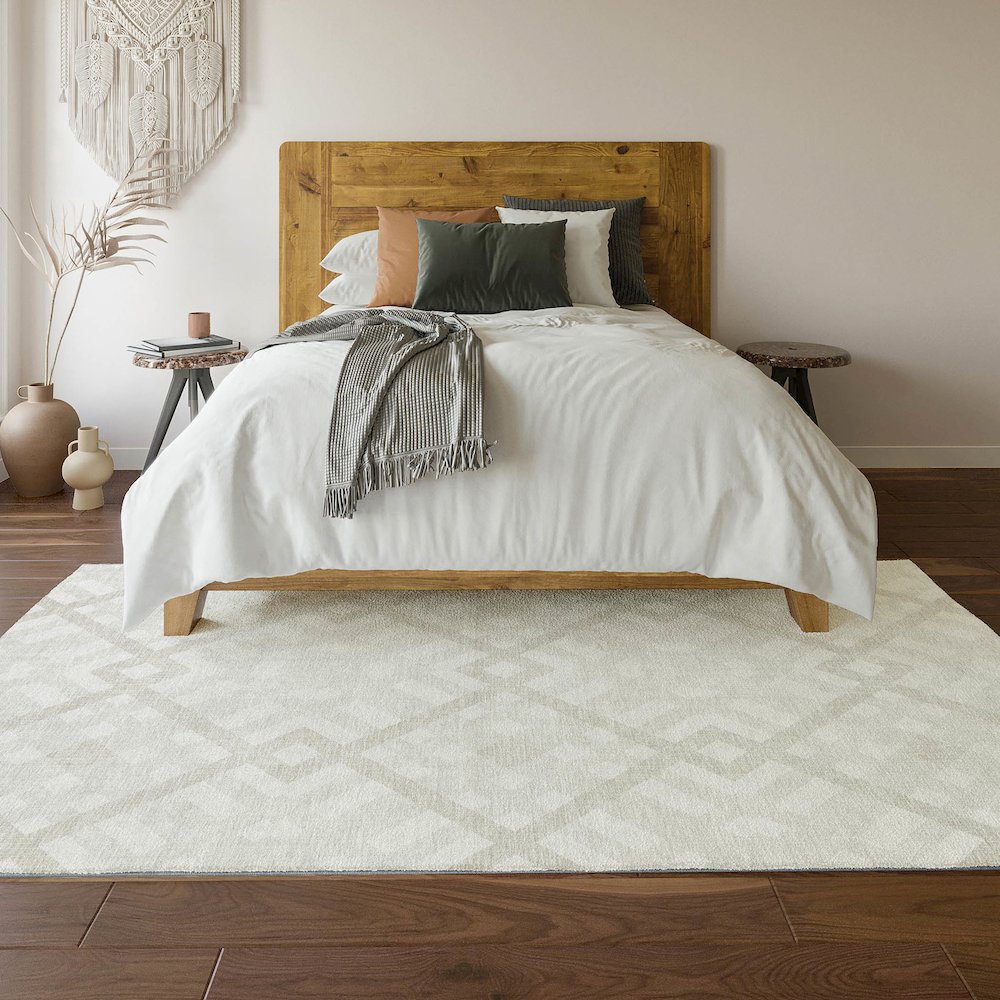 Premium Machine Washable Mayfield  Ivory 2'6" x 3'10" Rug. Picture 6