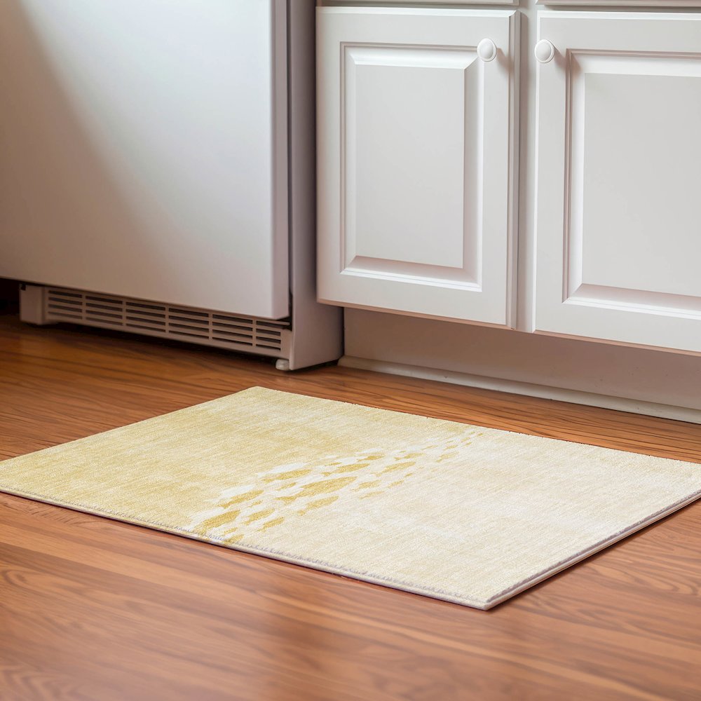 Premium Machine Washable Mayfield  Gold 1'8" x 2'6" Rug. Picture 5