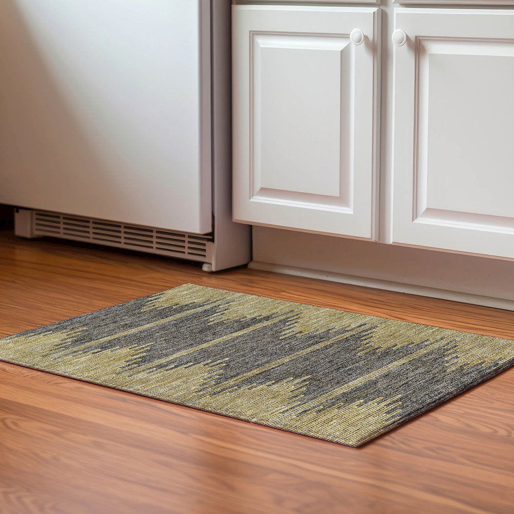 Premium Machine Washable Mayfield  Graphite 1'8" x 2'6" Rug. Picture 5