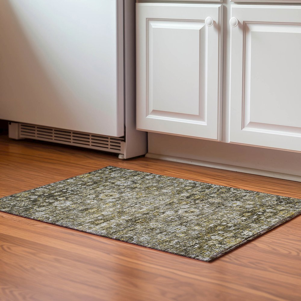 Premium Machine Washable Mayfield  Mocha 1'8" x 2'6" Rug. Picture 5