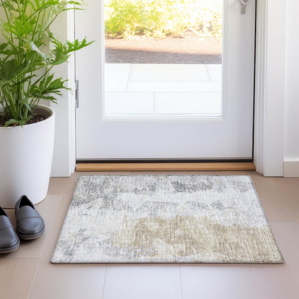 Premium Machine Washable Mayfield  Moody 1'8" x 2'6" Rug. Picture 5