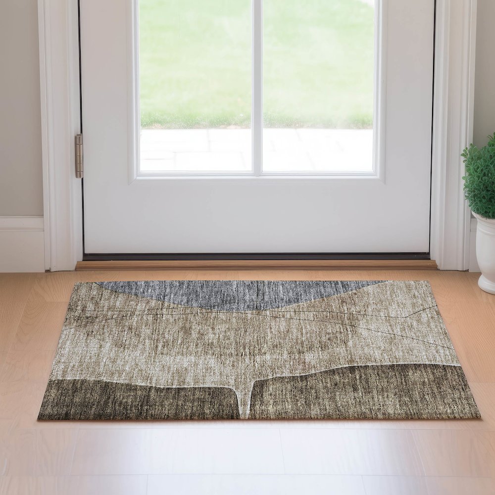 Premium Machine Washable Mayfield AMF696 Brown 1'8" x 2'6" Rug. Picture 5