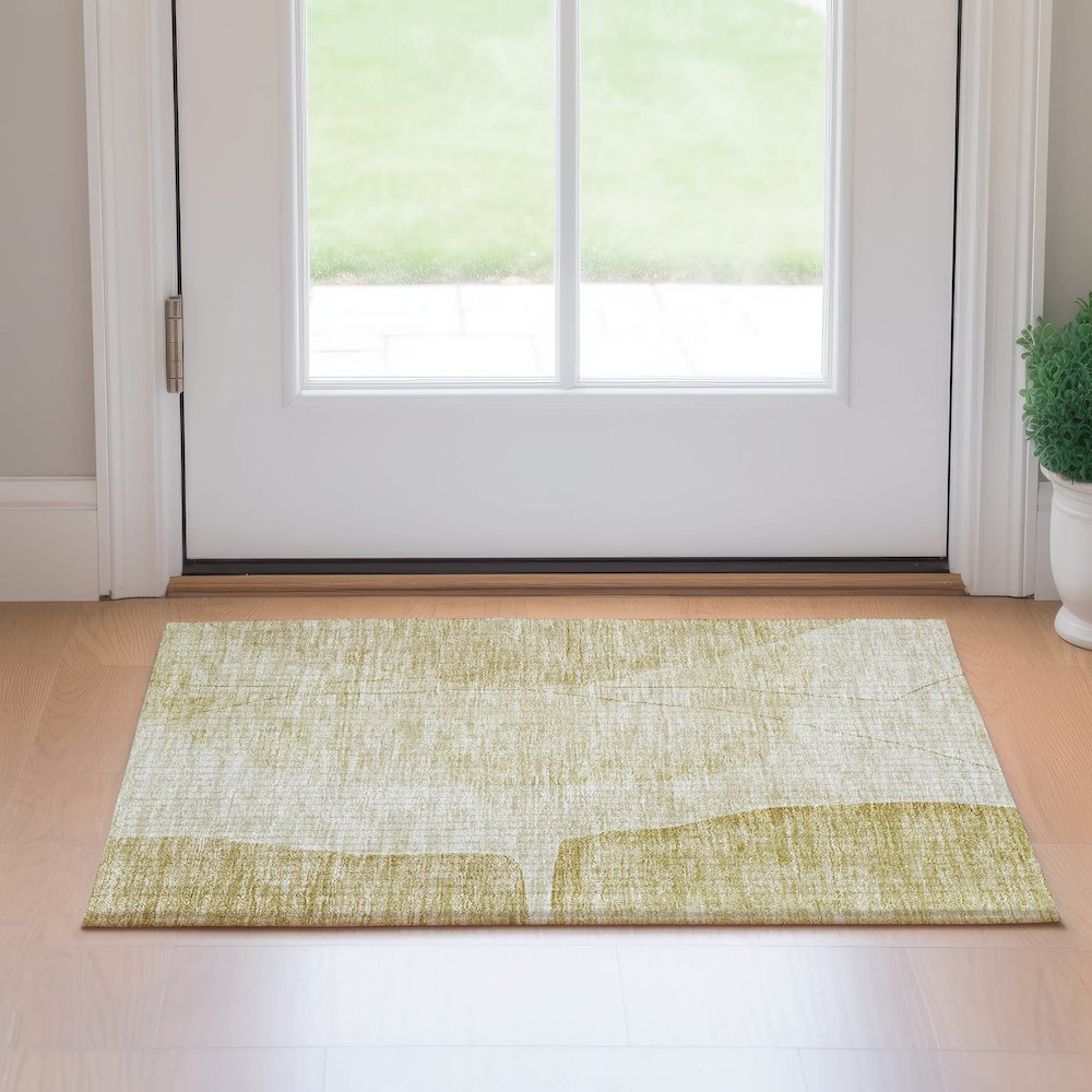 Premium Machine Washable Mayfield AMF696 Gold 1'8" x 2'6" Rug. Picture 5