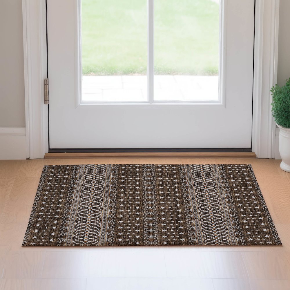 Premium Machine Washable Mayfield AMF708 Chocolate 1'8" x 2'6" Rug. Picture 5