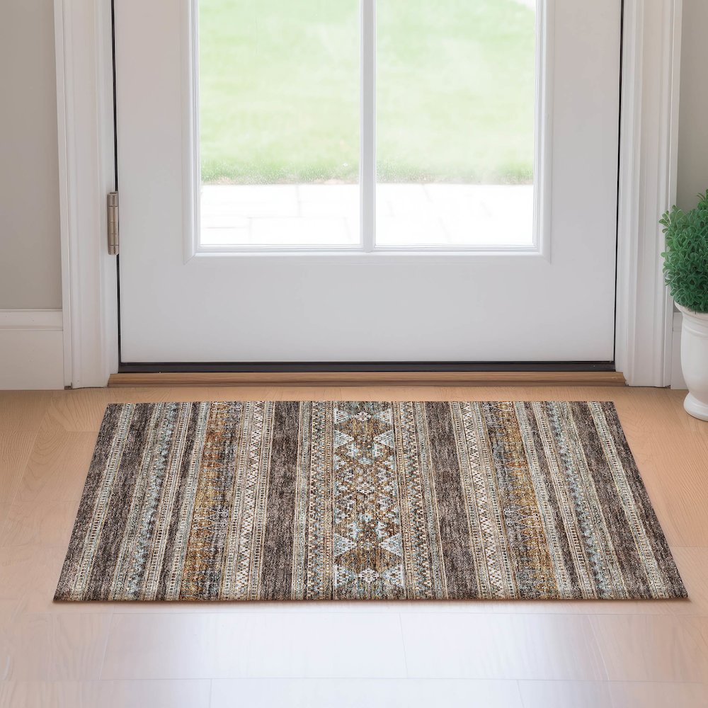 Premium Machine Washable Mayfield AMF714 Chocolate 1'8" x 2'6" Rug. Picture 5