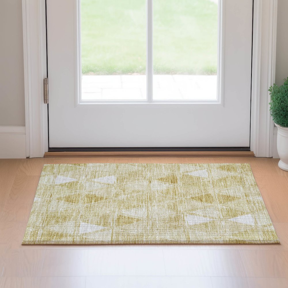 Premium Machine Washable Mayfield AMF722 Gold 1'8" x 2'6" Rug. Picture 5