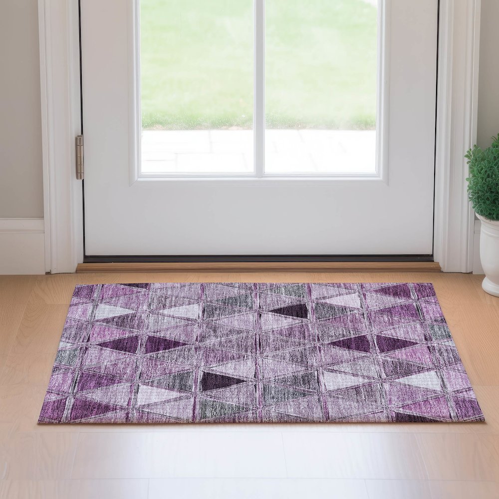 Premium Machine Washable Mayfield AMF722 Merlot 1'8" x 2'6" Rug. Picture 5