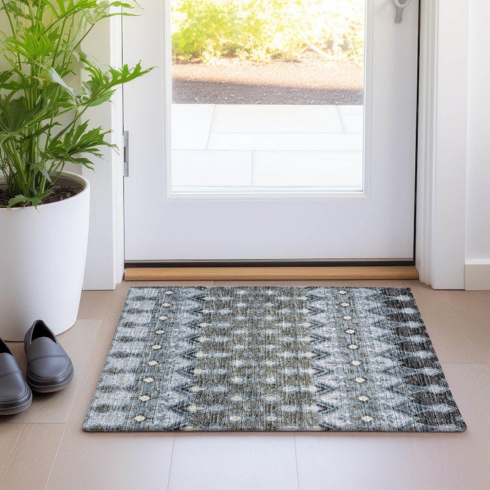 Premium Machine Washable Mayfield  Moody 1'8" x 2'6" Rug. Picture 5