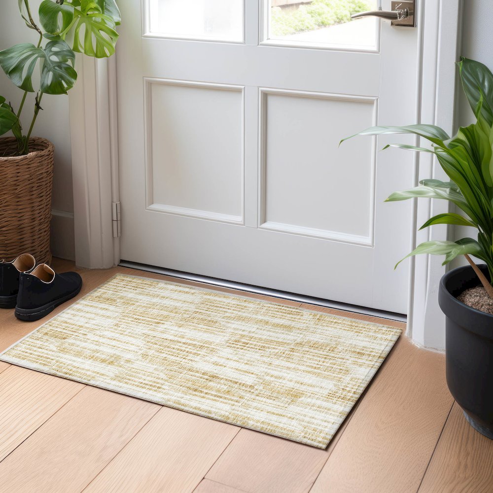 Premium Machine Washable Mayfield AMF739 Gold 1'8" x 2'6" Rug. Picture 5