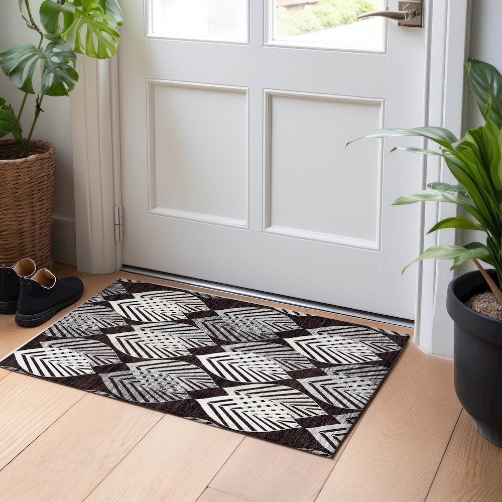 Premium Machine Washable Mayfield AMF744 Black 1'8" x 2'6" Rug. Picture 5
